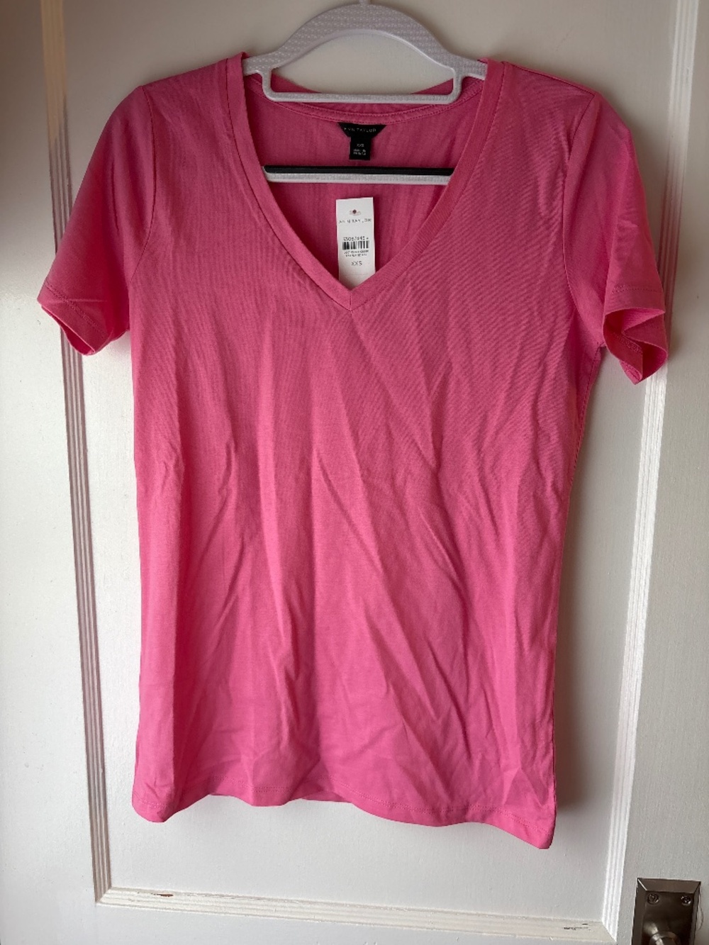 Ann Taylor Pink V-neck Tshirt, Sz XXS, NWT